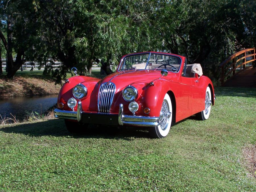  Jaguar XK140M Drophead Coupe 1955 года  (фото 2 из 28)